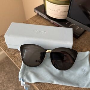 Covry Black Sunglasses